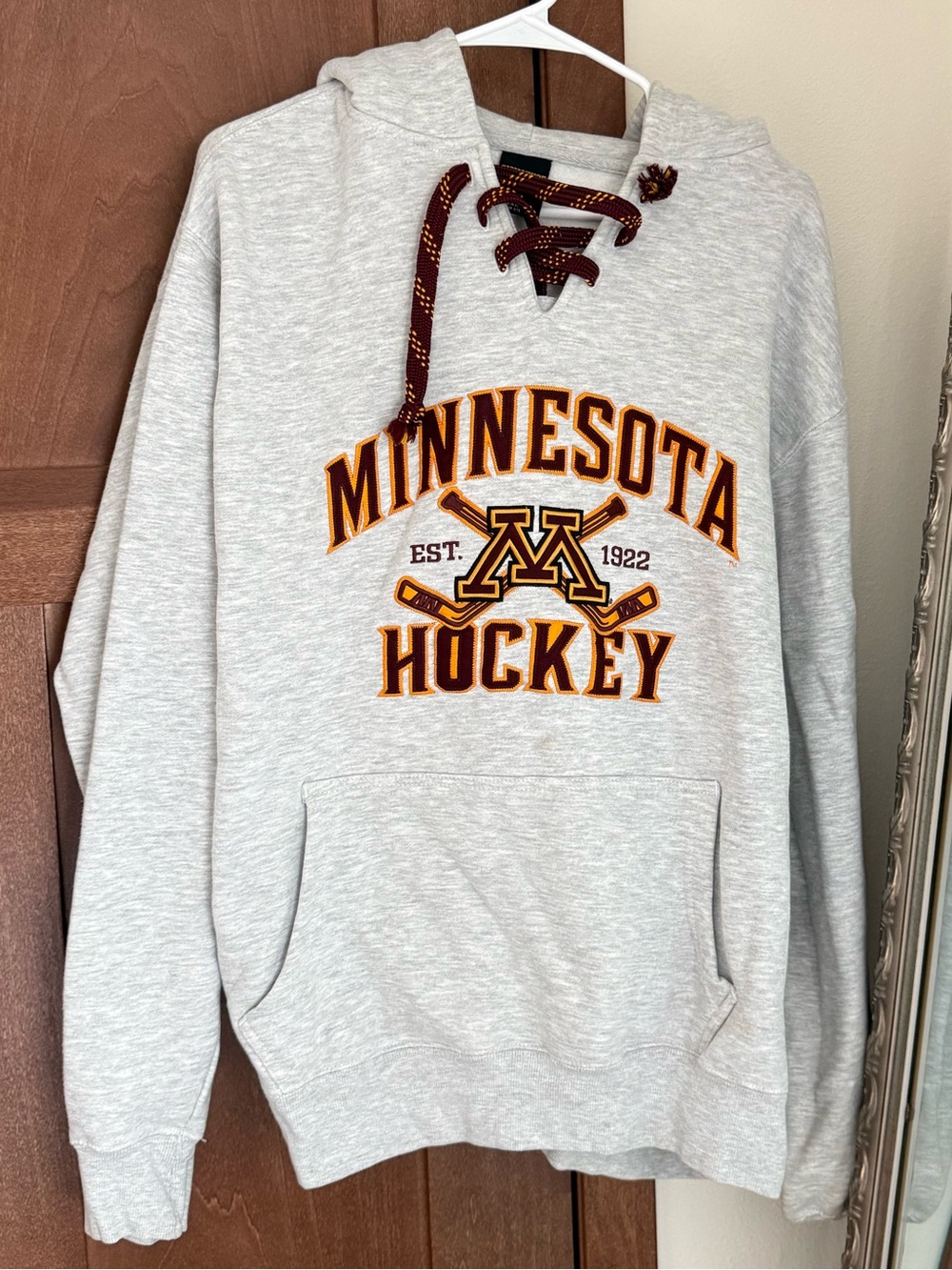 Minnesota Gophers Hockey hoodie